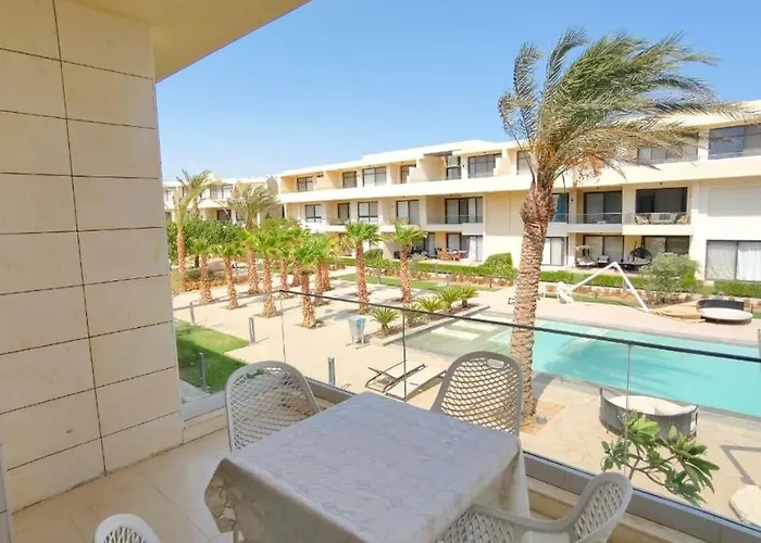 Apartment G-cribs Pool View *